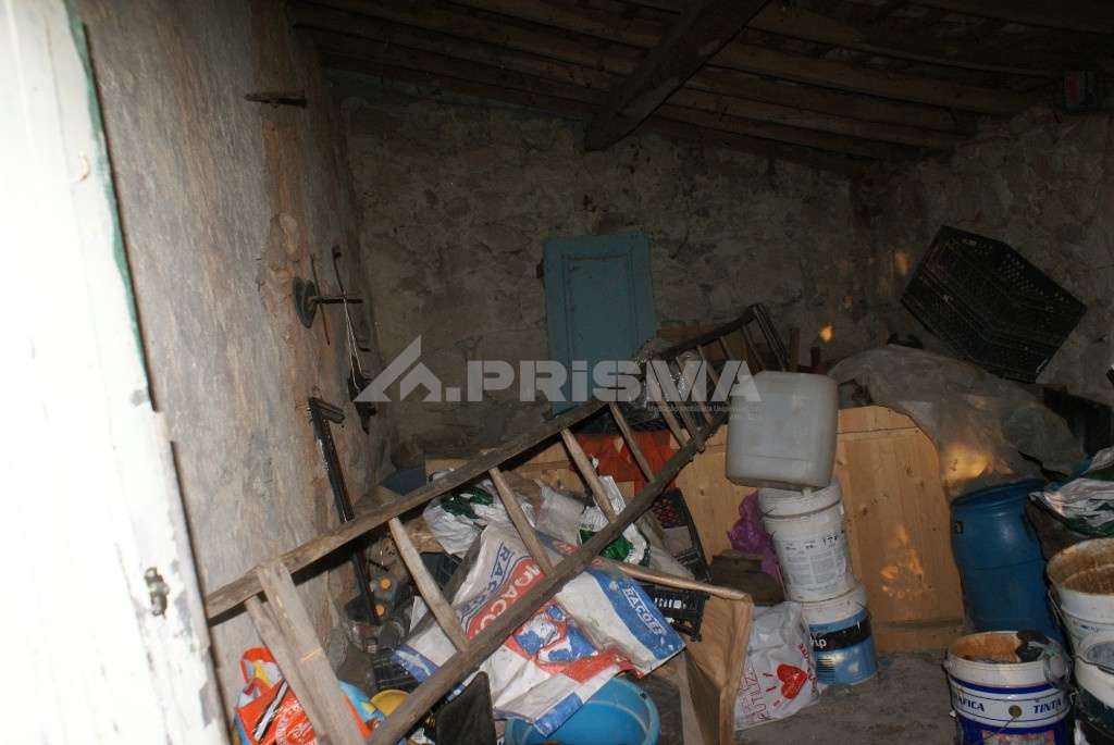 Quintinha para venda - Grande imagem: 3/47