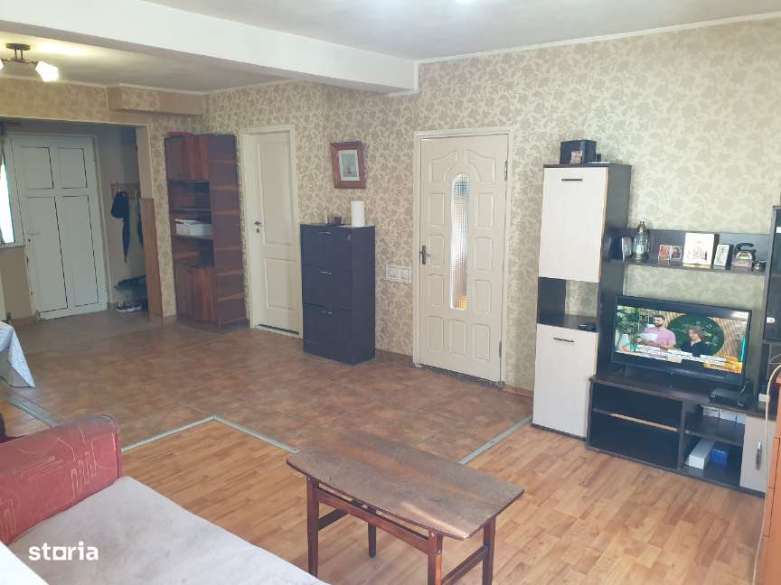 Horpaz – IASI - Casă  cu 4 camere -  600 m de intersectia semaforizata - Imagine principală: 4/20