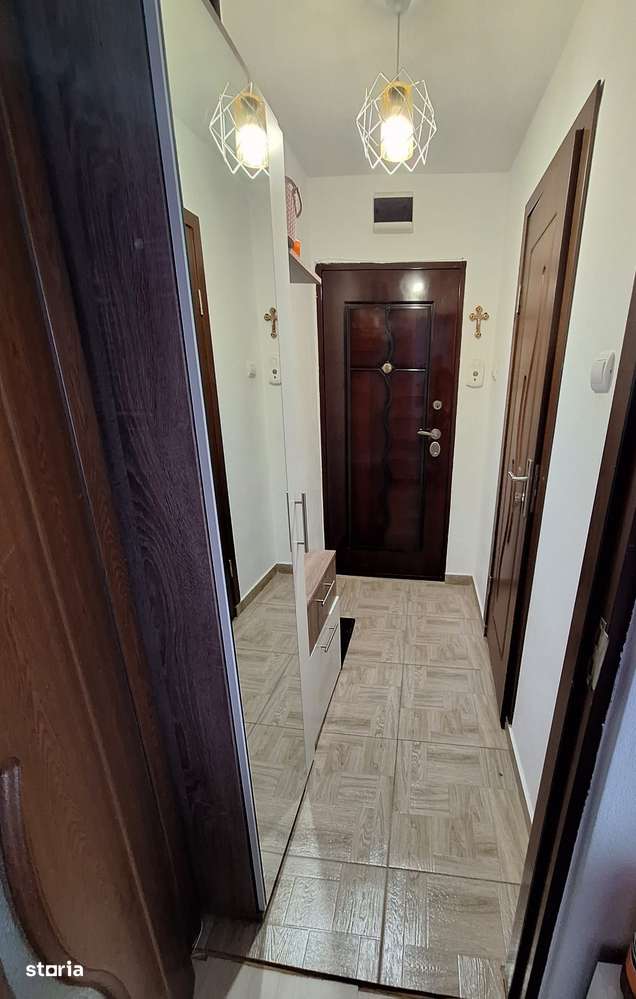 Apartament 2 camere , frumos și cochet, etaj 1 mobilat, utilat - Imagine principală: 4/8