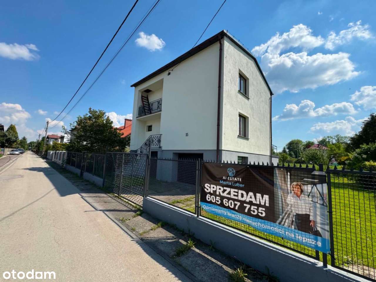 Dom w doskonałej lokalizacji.