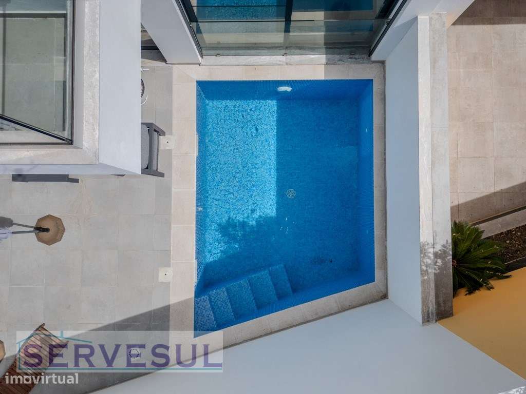 Moradia Moderna Geminada composta por 4 quartos e piscina privada, ...-58