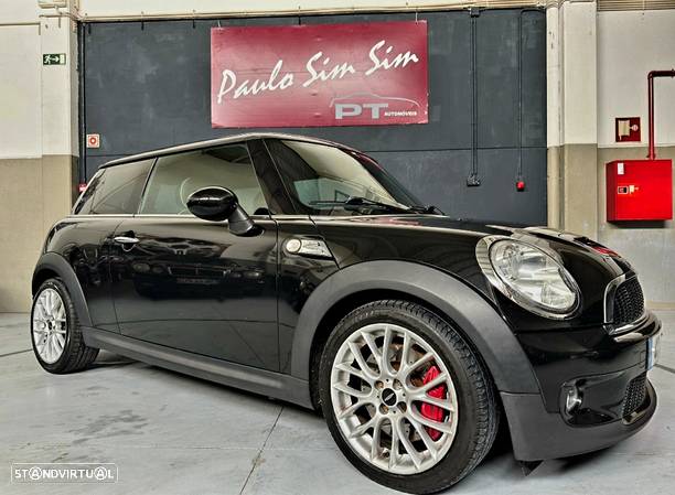 MINI John Cooper Works - 4