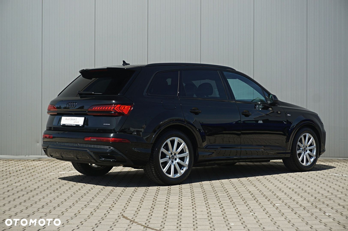 Audi Q7 - 4