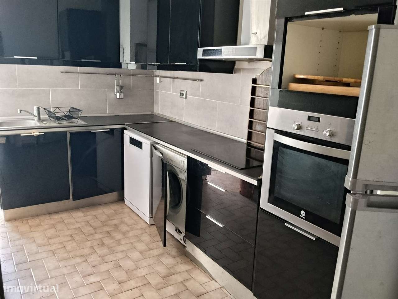 Apartamento T3 Venda em Algés, Linda-a-Velha e Cruz Quebrada-Dafundo,O-7