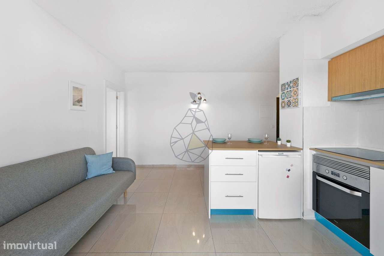 Apartamento Renovado T1 no Centro de Portimão-15