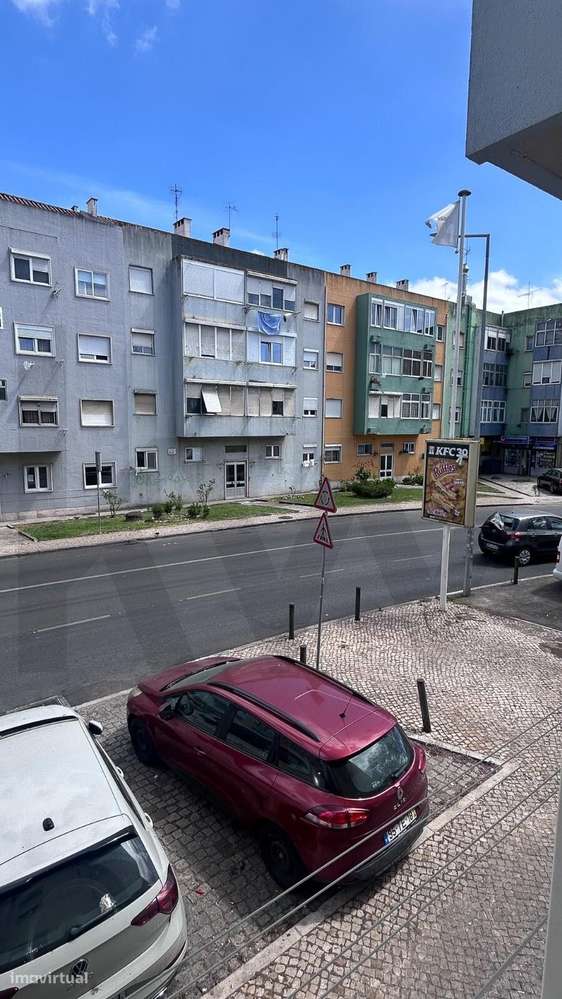 T1 REMODELADO, NAS PATAMEIRAS- ODIVELAS- EXCELENTE  PARA HABITAÇÃO PRÓ-2