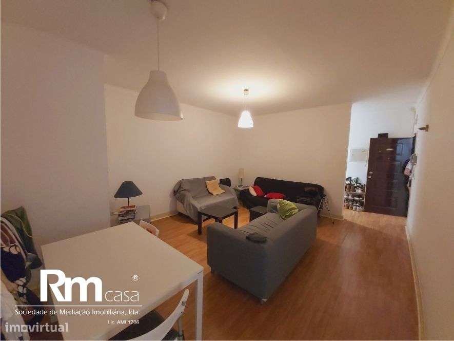 excelente prédio na Av. Emidio Navarro, junto ao Parque da Cidade-19