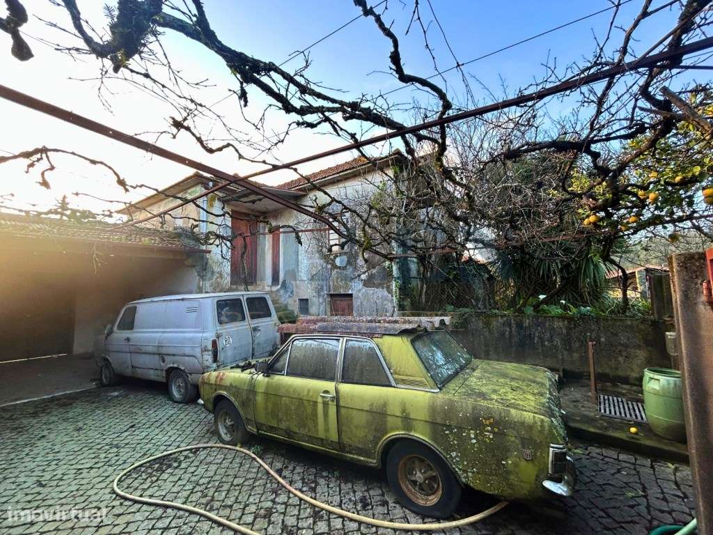 Moradia para Restaurar com 2.590 m² de Terreno, Privacidade e Excel...-18