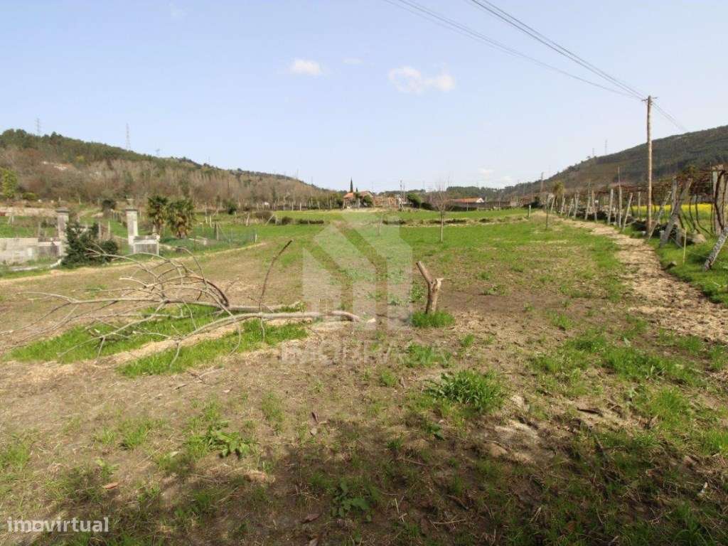 Venda Terreno com possibilidade de Lotear, em S. Mamede (Este), Braga-6