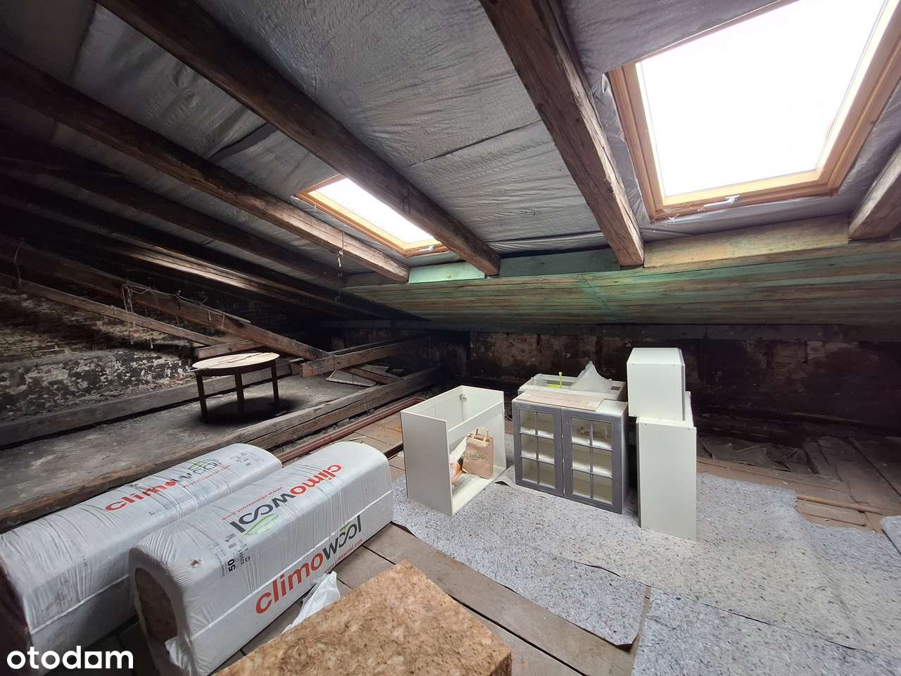 Mieszkanie do remontu w Śródmieściu przy ul. Ratuszowej 10-0