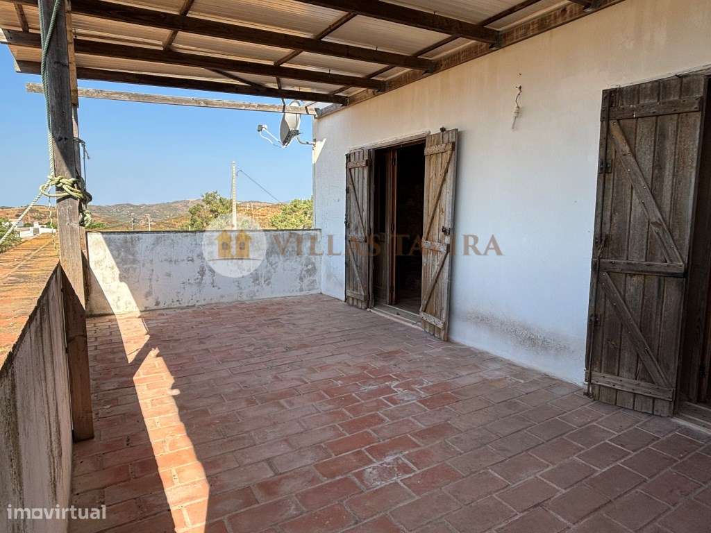 Moradia de estilo tradicional- Charme, vistas sob a Serra e Mar-19