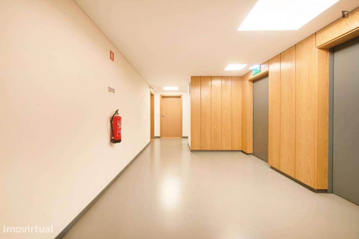 Apartamento com 2 quartos - localizado em Entrecampos Lisbon - Grande imagem: 5/8