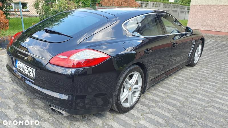 Porsche Panamera 4S - 2