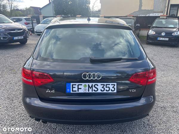 Audi A4 Avant 2.0 TDI DPF Attraction - 9