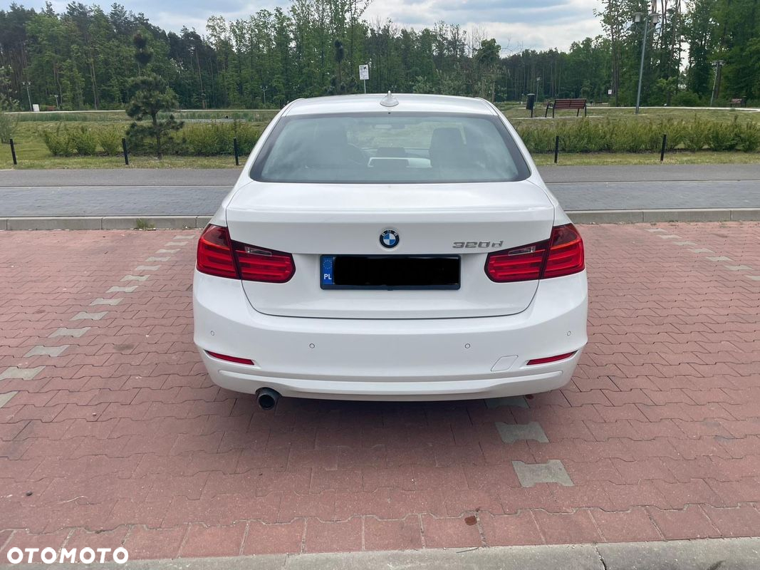 BMW Seria 3 320d - 6