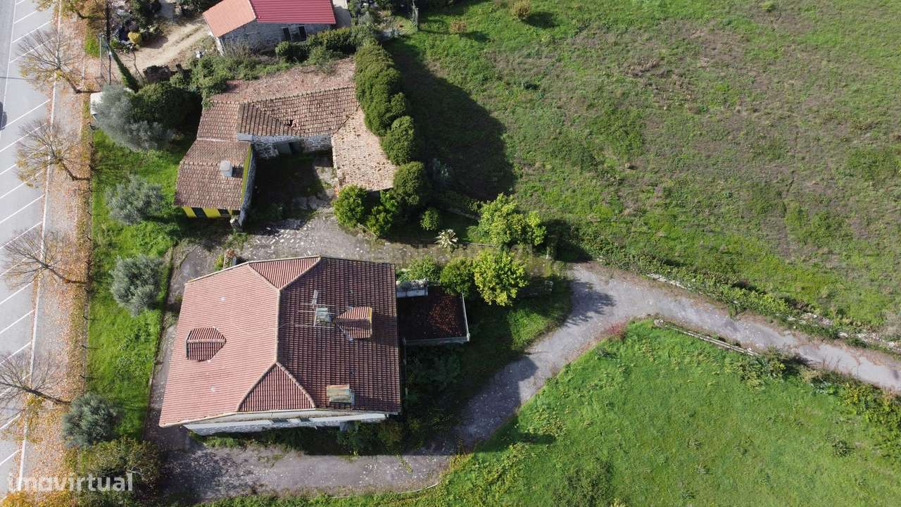 Moradia T5 próxima do centro de Viseu - Grande imagem: 2/17