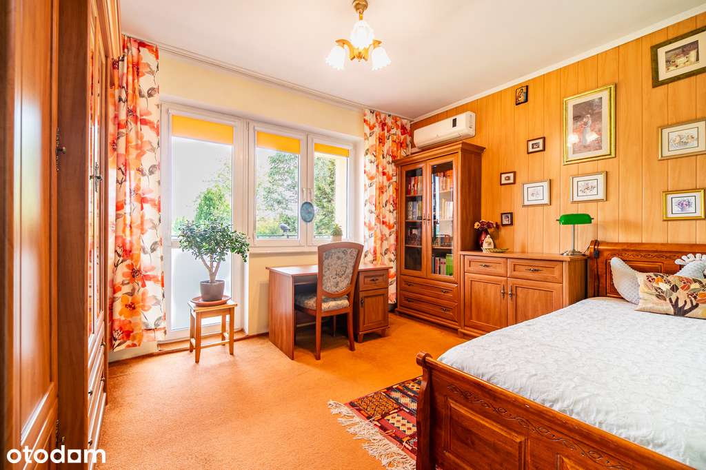 Dom z pięknym ogrodem w ścisłym centrum Brzozowa-16