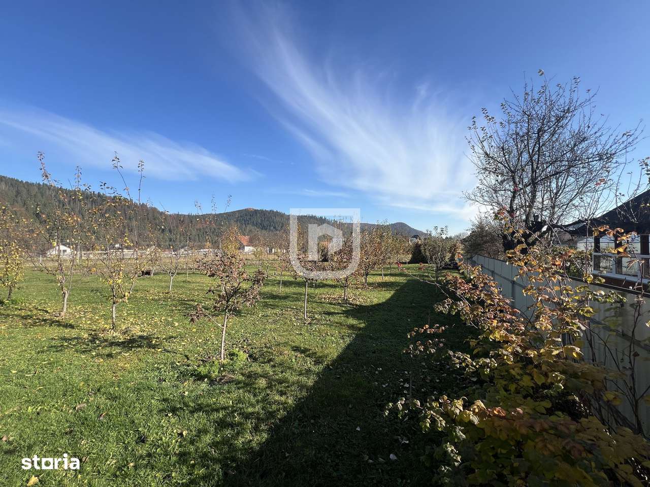 Casa lux de vanzare in Bucsoaia | Gura Humorului-8