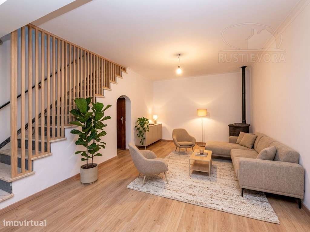 Moradia Unifamiliar T4 com quintal e terraço | Évora-2