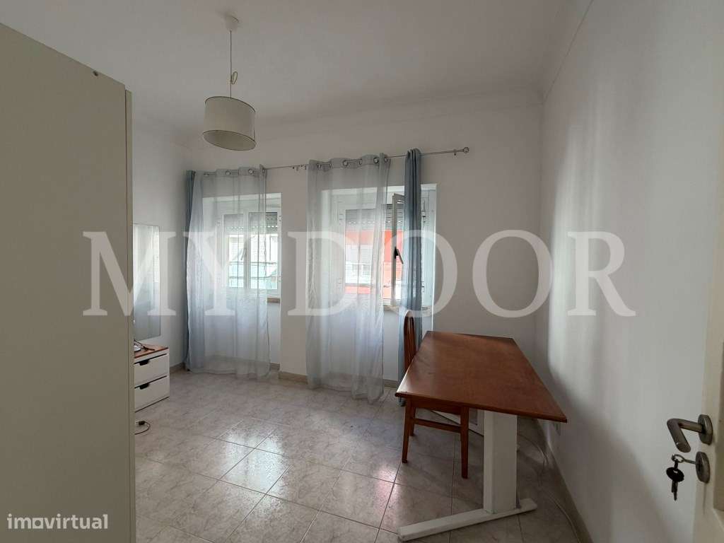T2 p/ Venda - Moscavide - RCH ALTO - Luminoso-21