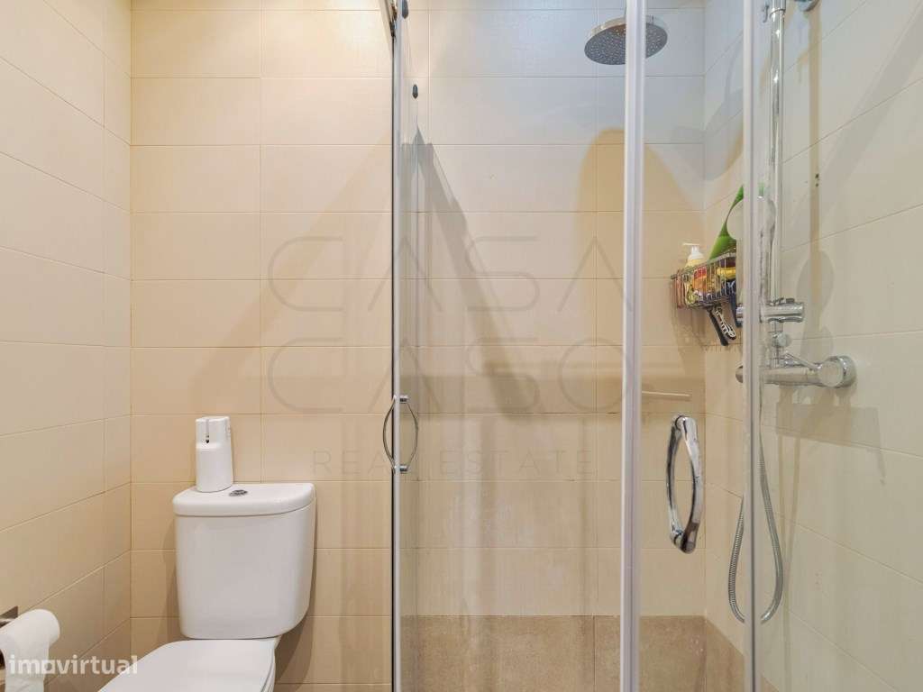 T3 Remodelado com Vista Rio no Bairro Santos Nicolau - Setúbal-21