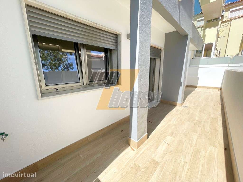 Apartamento T3 novo com terraço de 20m2 e parqueamento - Costa de C...-5