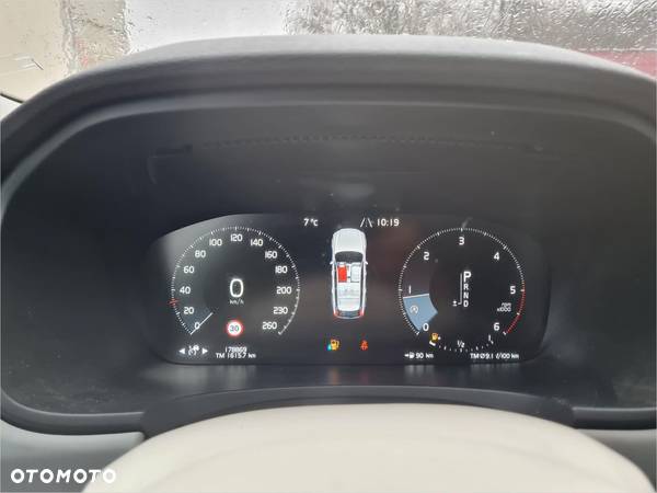 Volvo V90 D4 Momentum - 13