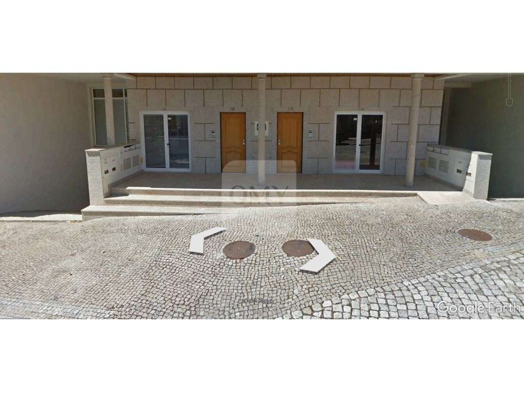 Loja de 112 m2 na Vila de Murça - Grande imagem: 3/9