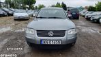 Volkswagen Passat 1.9 TDI Trendline - 16