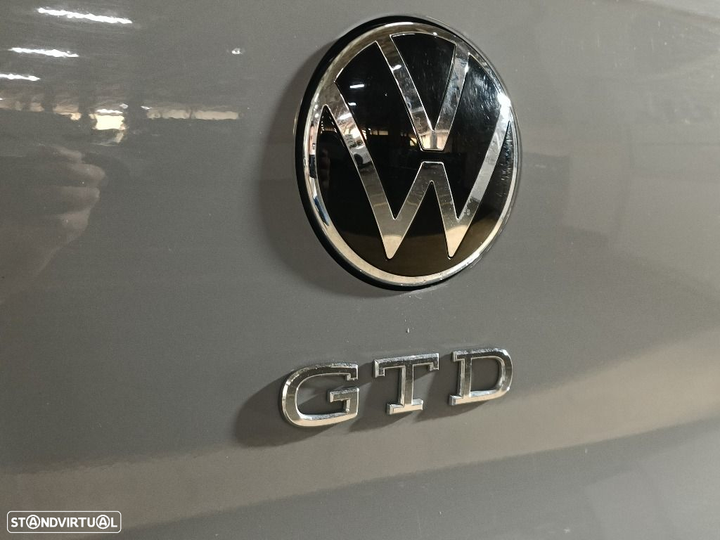 VW Golf 2.0 TDI GTD DSG - 6