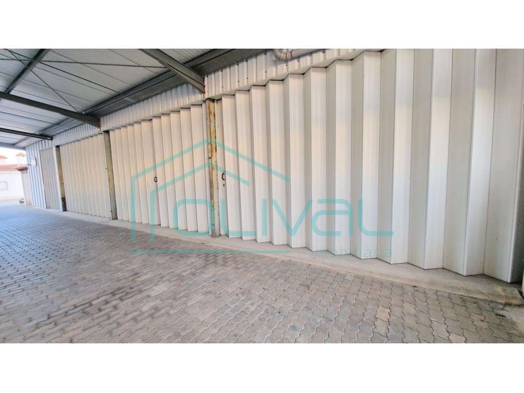 Espaço Comercial com armazéns - Grande imagem: 5/30