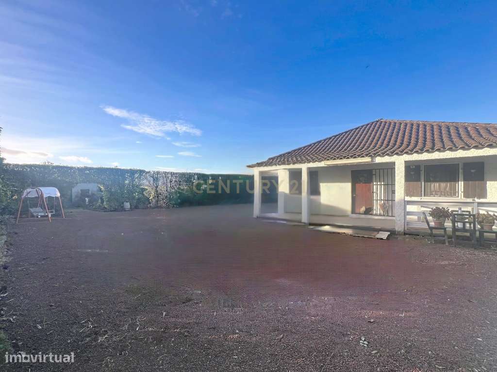 Quinta com Moradia em Rabo de Peixe – Espaço, Tranquilidade e Potencia - Grande imagem: 5/40