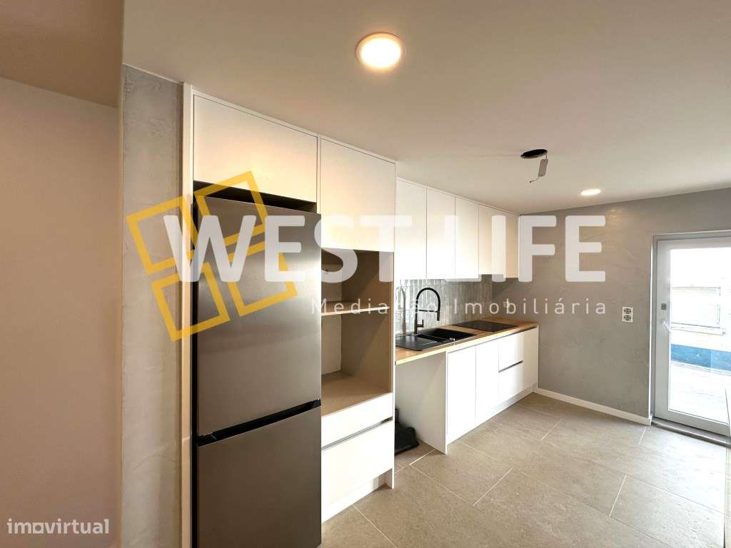 Moradia T3+1 Totalmente Remodelada com materiais elevada qualidade ... - Grande imagem: 4/22