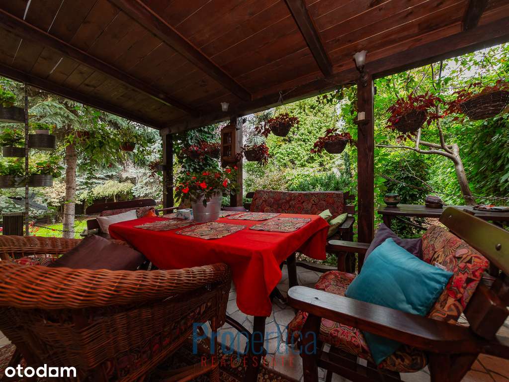 Wyjątkowy komfortowy dom pośród zieleni-6