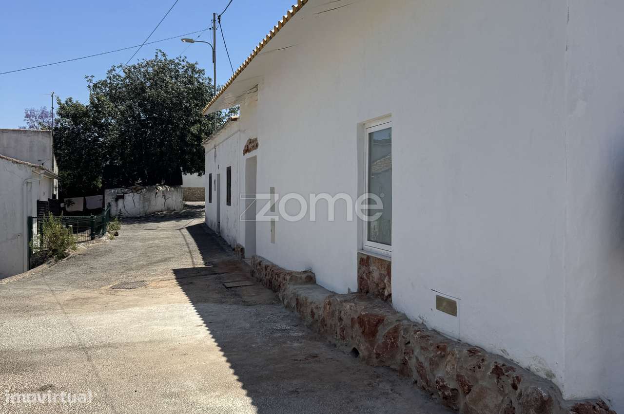 Moradia tipica Algarvia T2 +2 com Suite-4