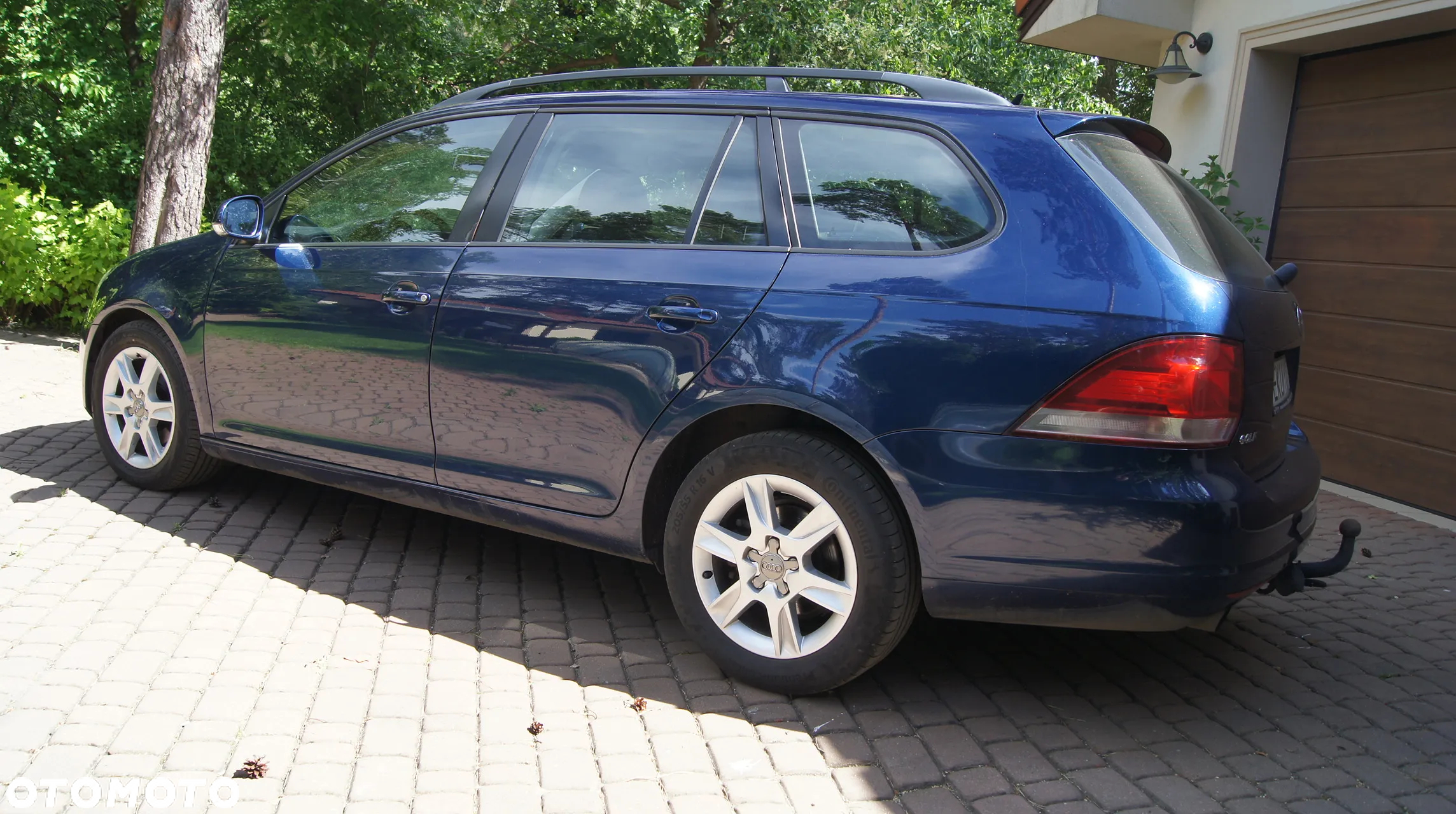 Volkswagen Golf VI 1.6 TDI BlueMot Comfortline - 9