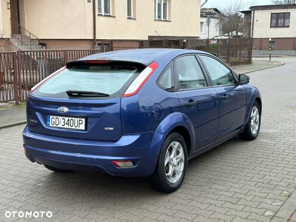 Ford Focus 1.6 TDCi Ambiente - 6