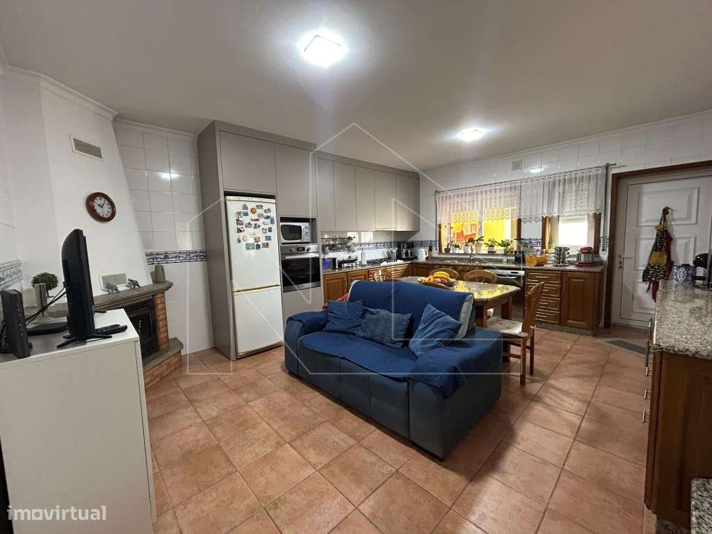 Moradia T4 triplex com jardim e terraço - a 6 minutos de Aveiro-9
