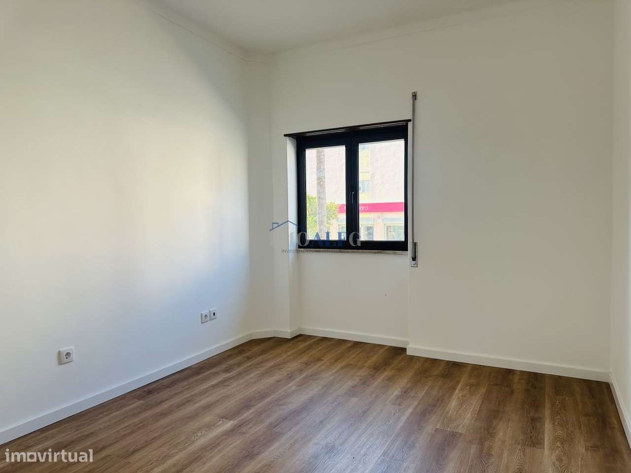 Apartamento T3 remodelado na Avenida do Bocage - Barreiro-21