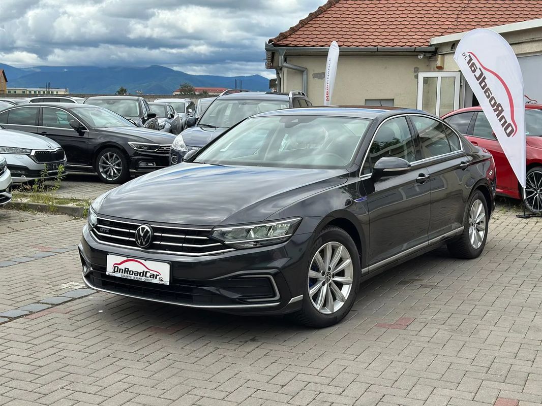 Volkswagen Passat 1.4 TSI Plug-In-Hybrid DSG GTE - 1