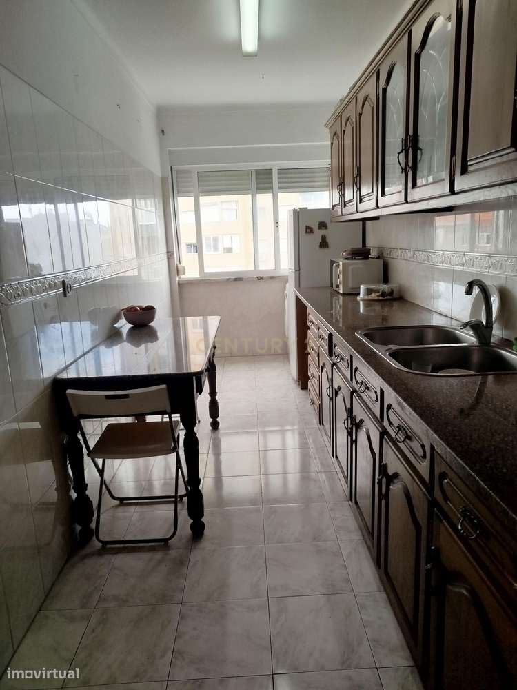 Apartamento T2 em Alto do Seixalinho, Barreiro-13
