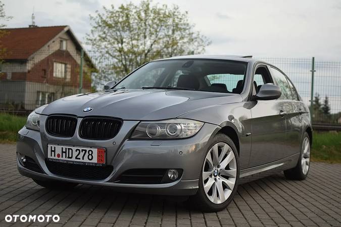 BMW Seria 3 318i - 1