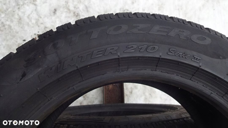 Opony zimowe 205/60R16 Pirelli Sottozero 92H - 8