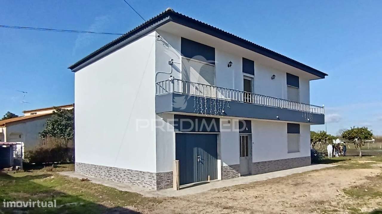 Moradia T3 + 2 com ampla área externa-0