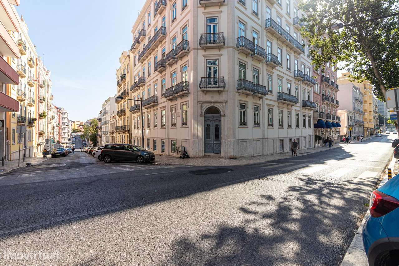 Prédio com PIP Aprovado em Localização Prime de Lisboa-12