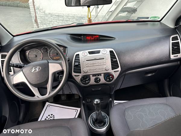 Hyundai i20 1.2 Comfort - 20