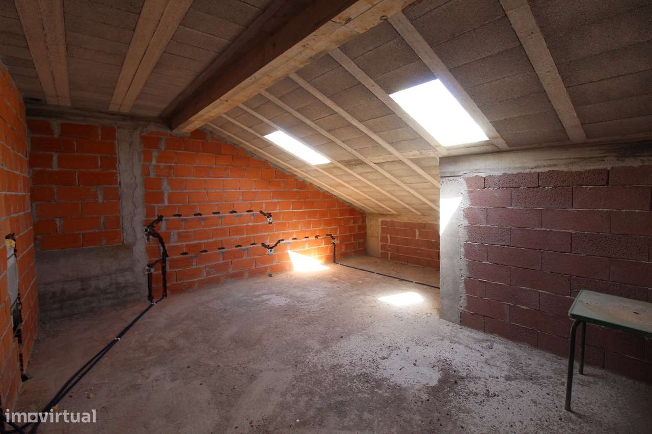 Duplex em Prédio Moderno – Vistas para o Rio-17