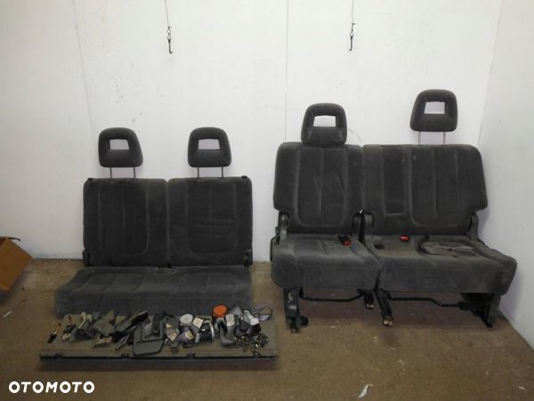 Suzuki Grand Vitara XL7 XL 7 fotele fotel środek kanapa śruby pasy - 1