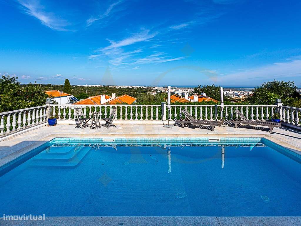 Moradia Exclusiva T4 com Vista Mar e Cidade em Tavira-23