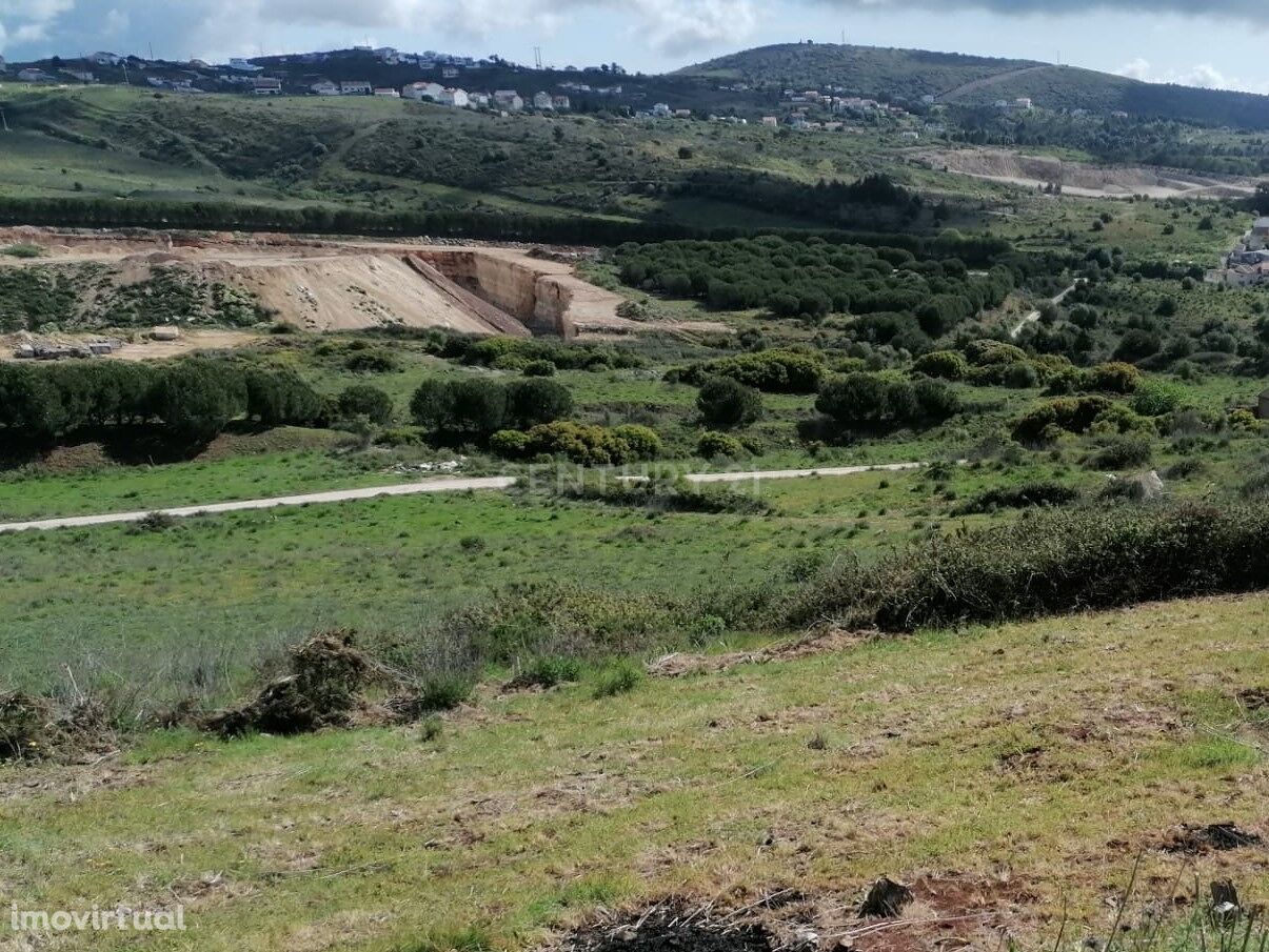 Terreno rústico, Casal de Santa Cruz, Loures.